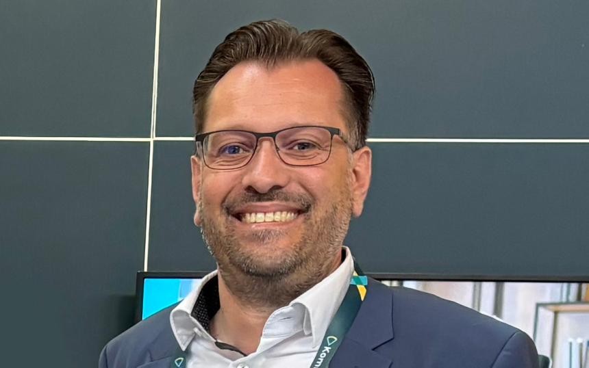 Andreas Neumann Andreas Neumann lächelt in die Kamera