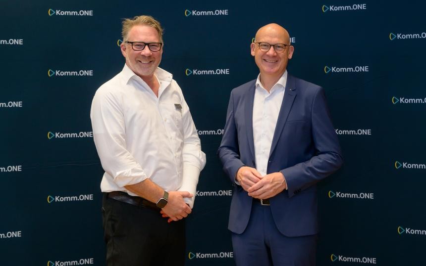 Andreas Pelzner (Mitglied des Vorstands Komm.ONE) und Ralf Broß (Geschäftsführendes Vorstandsmitglied des Städtetages BW) Andreas Pelzner und Ralf Broß